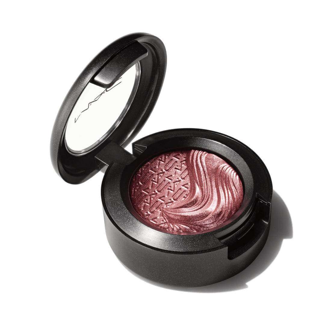 Mac Extra Dimension Eyeshadow -Amorous Alloy