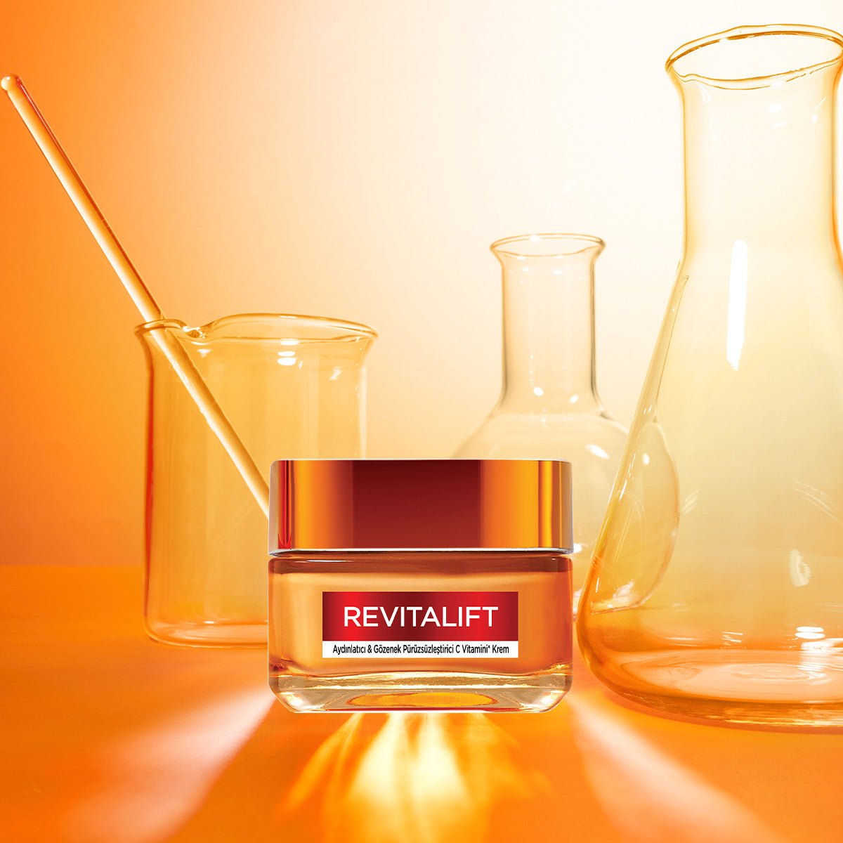 Loreal Paris Revitalift Clinical Aydınlatıcı & Gözenek Pürüzsüzleştirici C Vitamini Krem - Melori