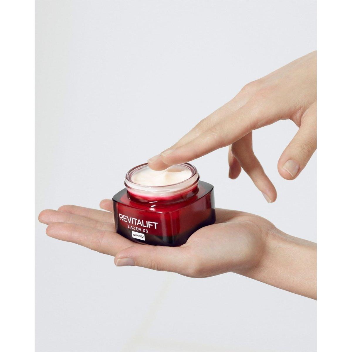 Loreal Paris Revitalift Lazer X3 Yoğun Yaşlanma Karşıtı Gündüz Bakım Kremi 50 ml - Melori
