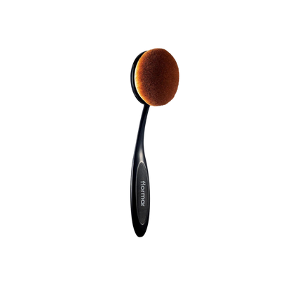 Flormar Horizontal Foundation Brush with Oval &amp; Rounded Tip - 039