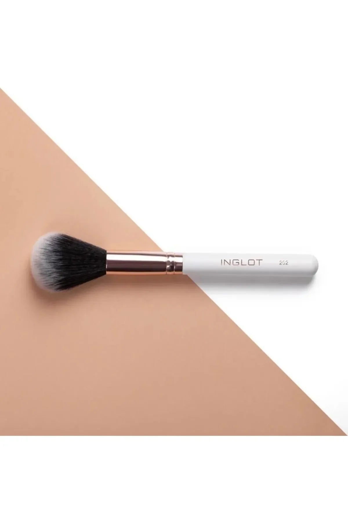 Inglot Makeup Brush - 202